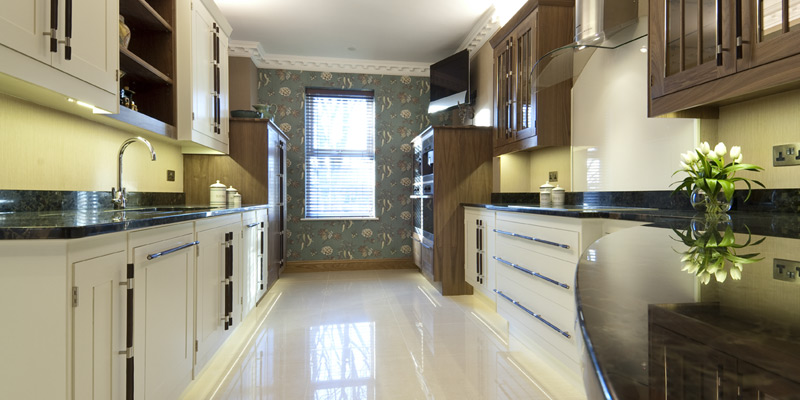 West Penthouse show apartment – bespoke hand crafted kitchen with integrated Miele appliances.